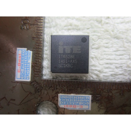 ITE IT8528E-AXS Chipset