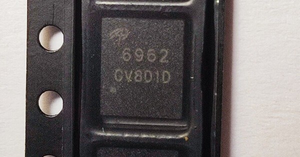 Mosfet alimentare procesor AON6962 - Hedonia.ro