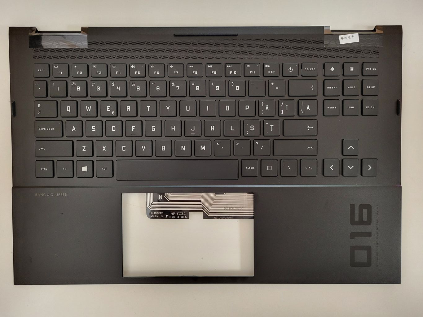 Carcasa superioara cu tastatura palmrest Laptop, HP, Omen 16-B, TPN-Q265 (2021), M62262-001, M62262-271, 44G3KTATP70, iluminata RGB 8 pini, layout US (RO)