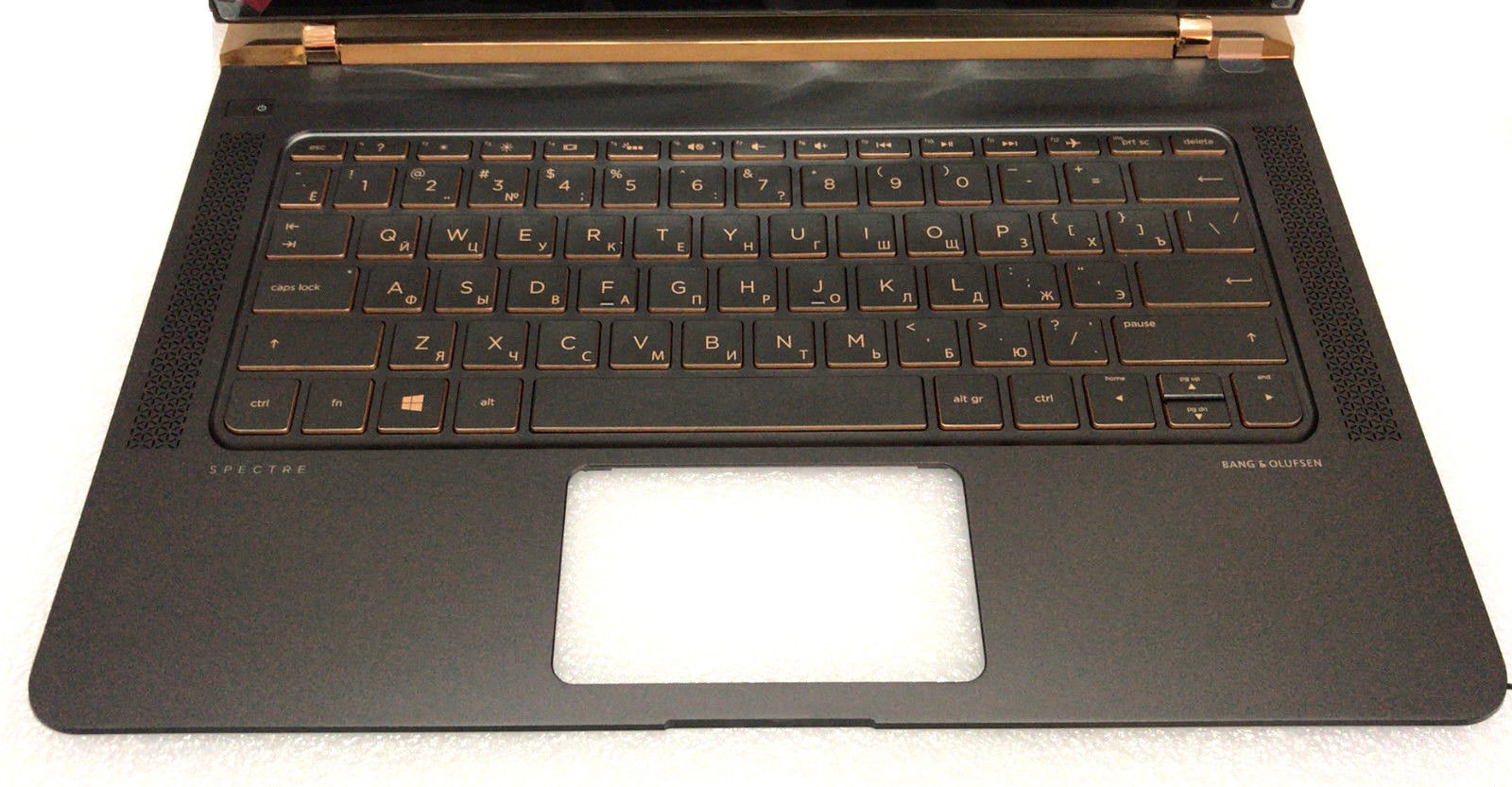 Carcasa superioara palmrest cu tastatura iluminata HP Spectre 13-V