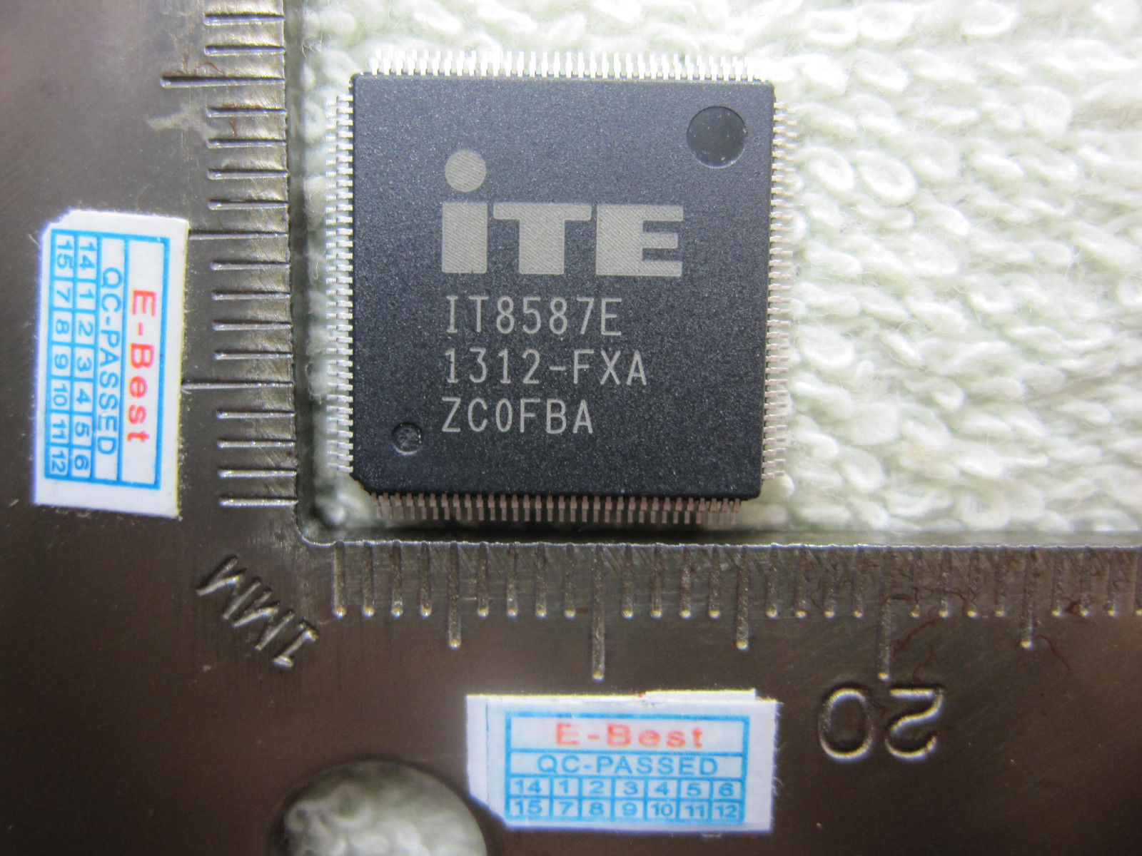 ITE IT8587E-FXA