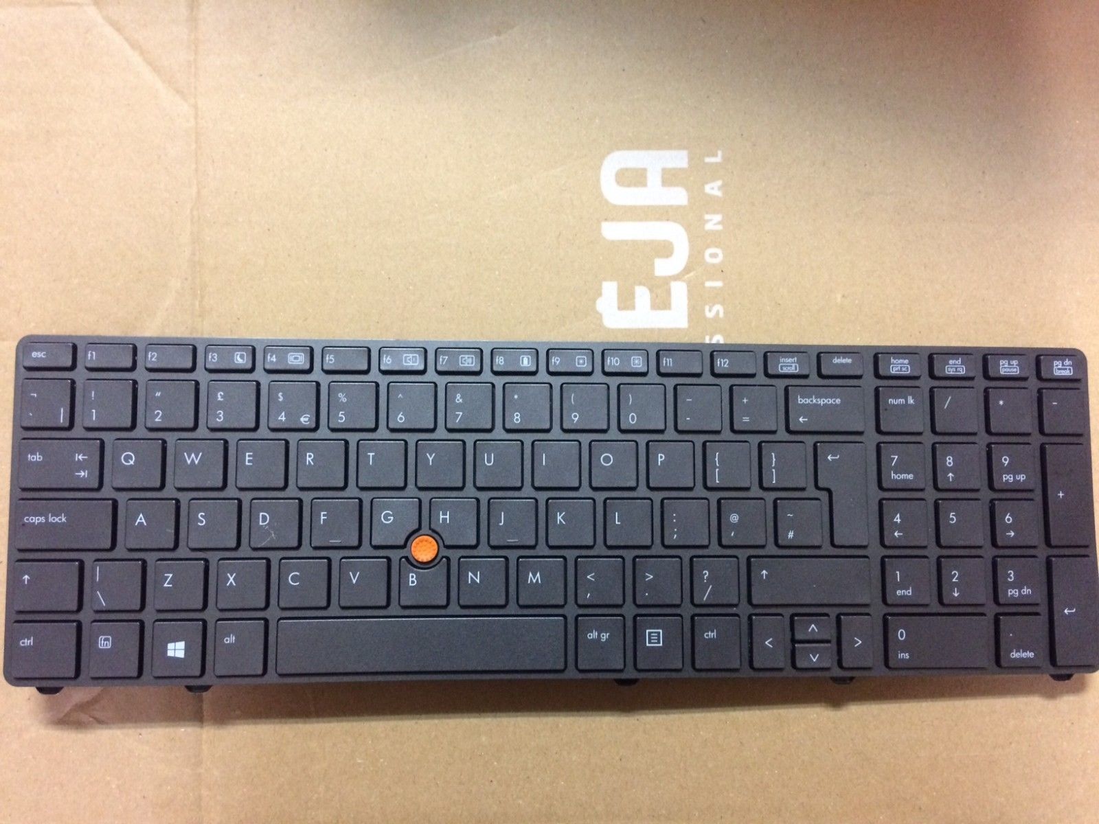 Tastatura Laptop HP Elitebook 638515-001 cu point sticker fara rama layout UK