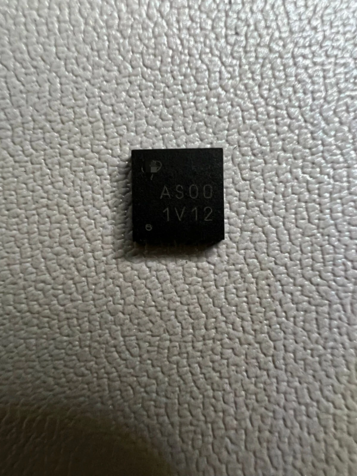 AOZ5017QI, AOZ5017, AS00, QFN31 5x5