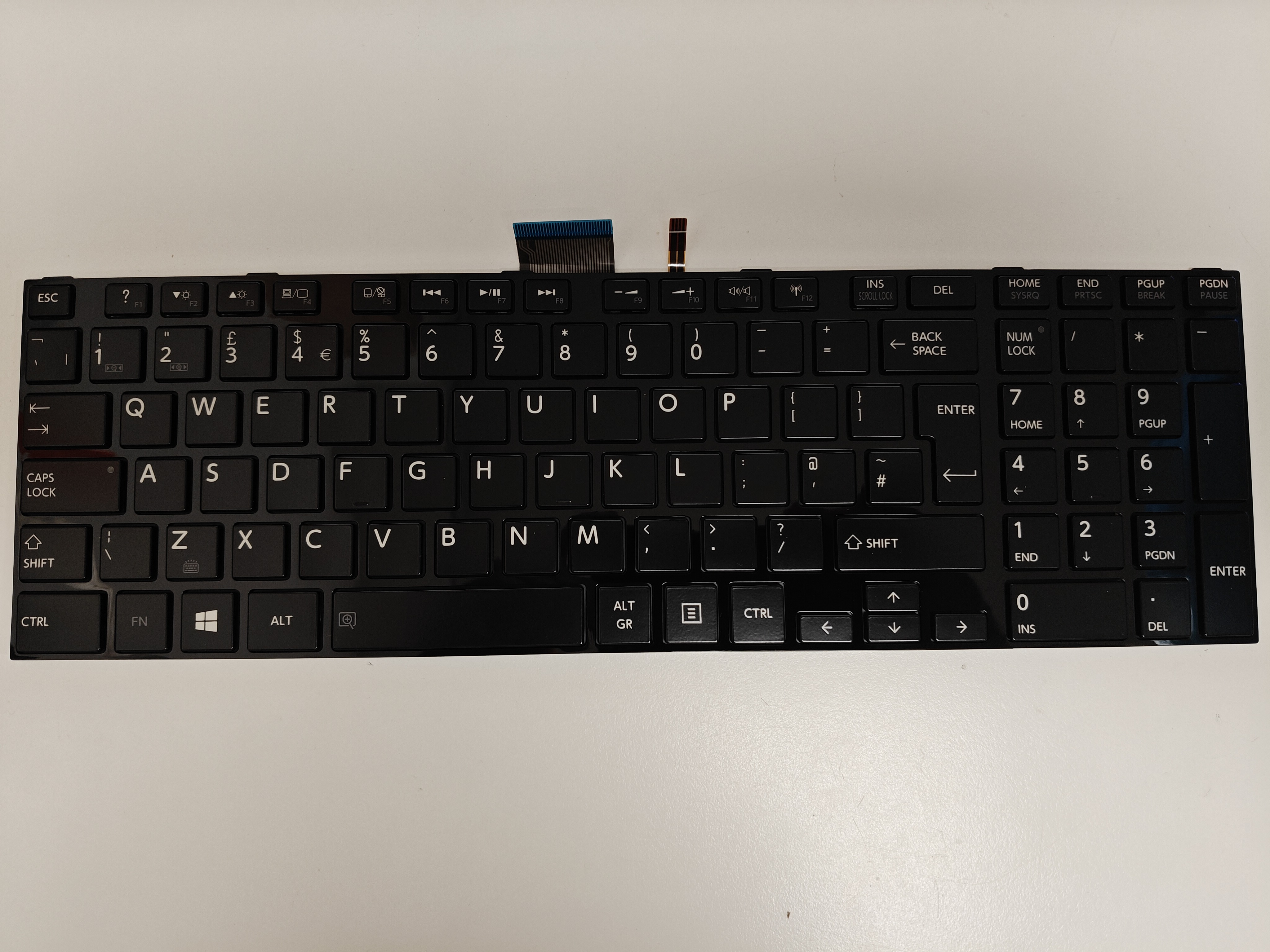 Tastatura Laptop, Toshiba, Satellite C75-A, C75D-A, C75D-B, iluminata, neagra, layout UK