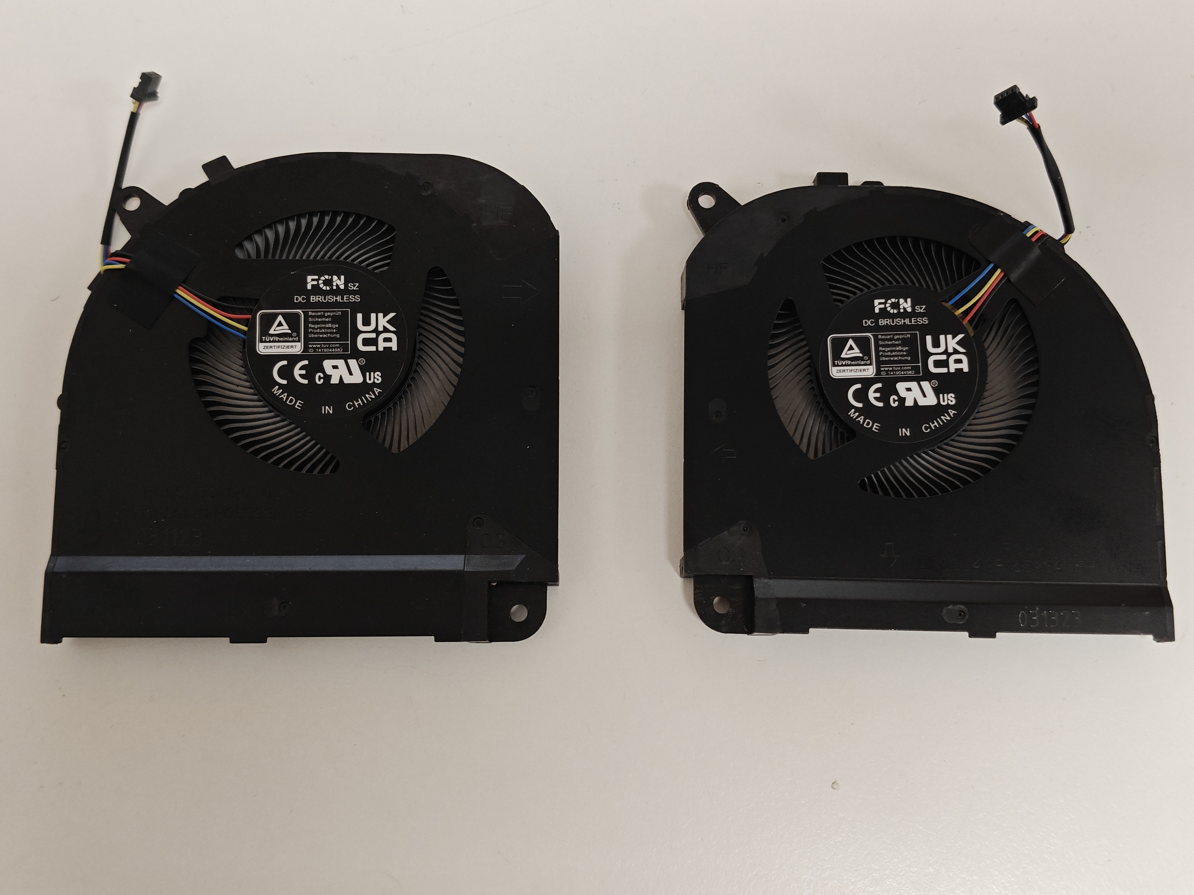 Set coolere Laptop Gaming, Gigabyte AORUS 15 BSF, BSF-73ES, BSF-73DE754SH, DFSCL42P06593A-FQ6S, DFSCL42P16593A-FQ6R, 12V, 0.6A, CPU si GPU