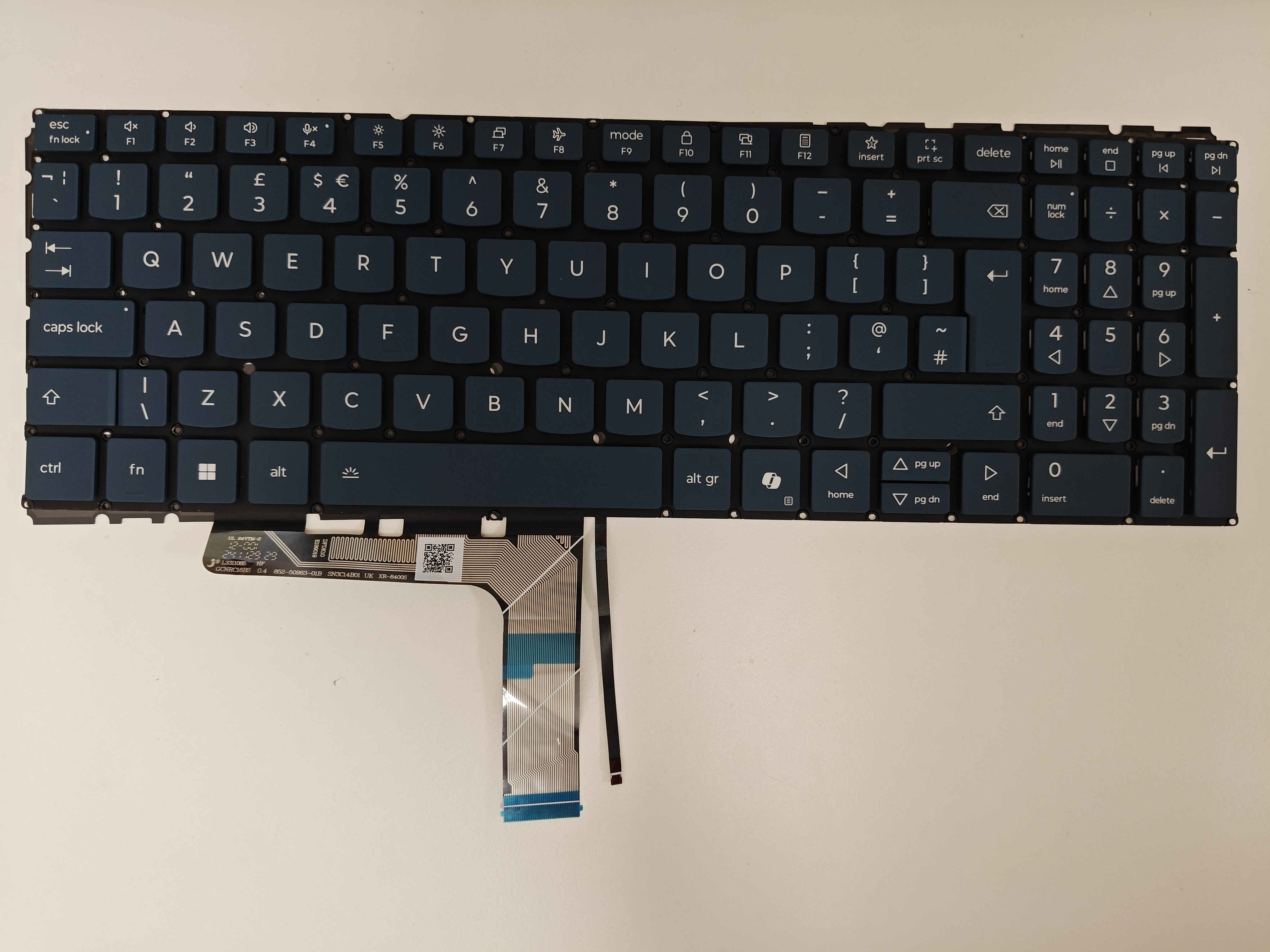 Tastatura Laptop, Lenovo, Yoga Pro 9 16IPH11 Type 83SF, iluminata, albastra, layout UK