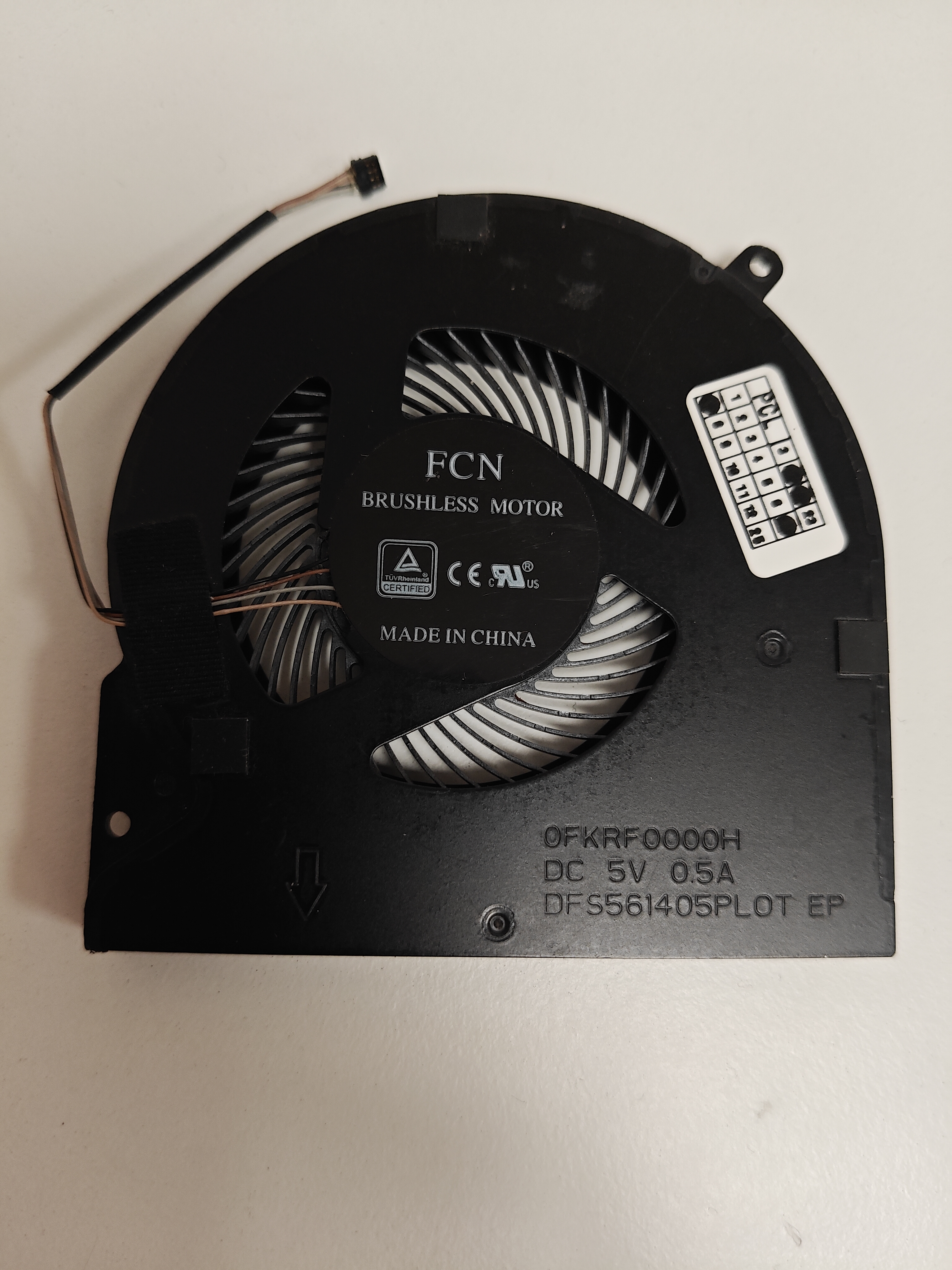 Cooler placa video Laptop Gaming, Razer Blade 15 Advanced 2018 RZ09-02385E71, RZ09-02385G71, RZ09-02386G91, RZ09-02386G92, RZ09-02386EM2, RZ09-02386E92, RZ09-02386E52, RZ09-02387E92, DFS561405PL0T EP, 0FKRF0000H, 12274334181210, 5V, 0.5A, GPU